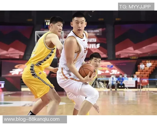 2010年CBA季后赛广东队对阵八一队精彩回顾与赛场瞬间分析 2010年CBA季后赛广东队对阵八一队精彩回顾与赛场瞬间分析