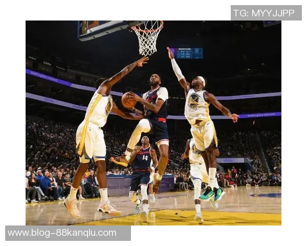 2014年快船与勇士季后赛精彩对决回顾及精彩瞬间分析
